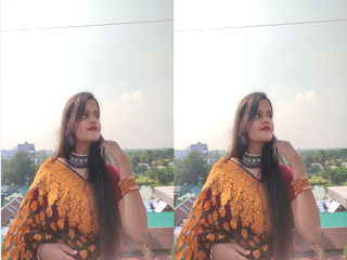 Sexy Desi Girl Shows her Nude Body