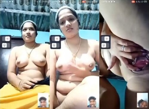 Sexy Desi Bhabhi Shows Her Nude Body on VC