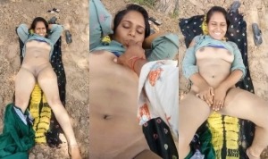 Horny Desi Bhabhi Fingering